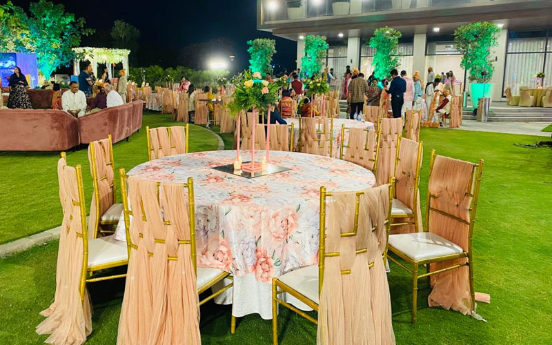 Var Vadhu Mandap